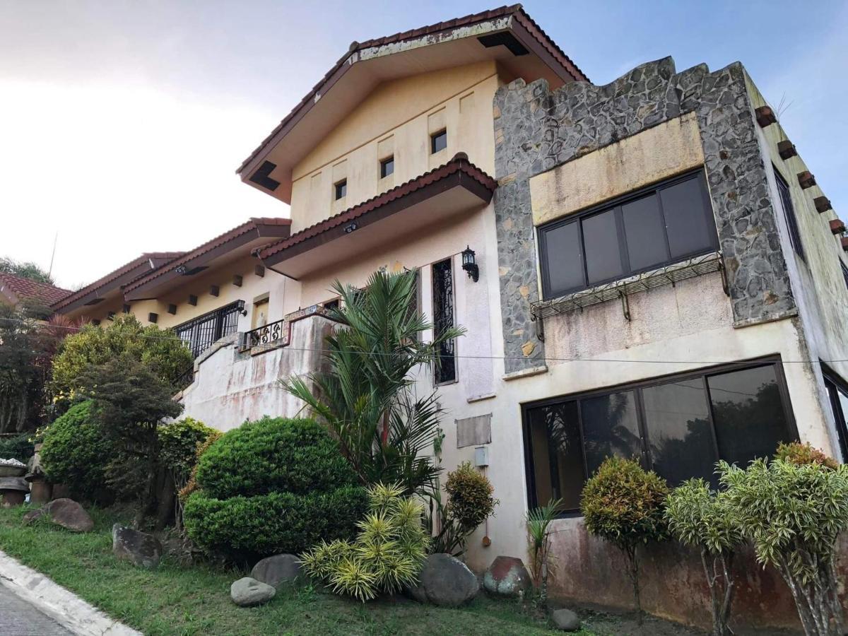 Tagaytay Bnr Guesthouse 4Br With Balcony 12-14 Guest تاجيتاي المظهر الخارجي الصورة